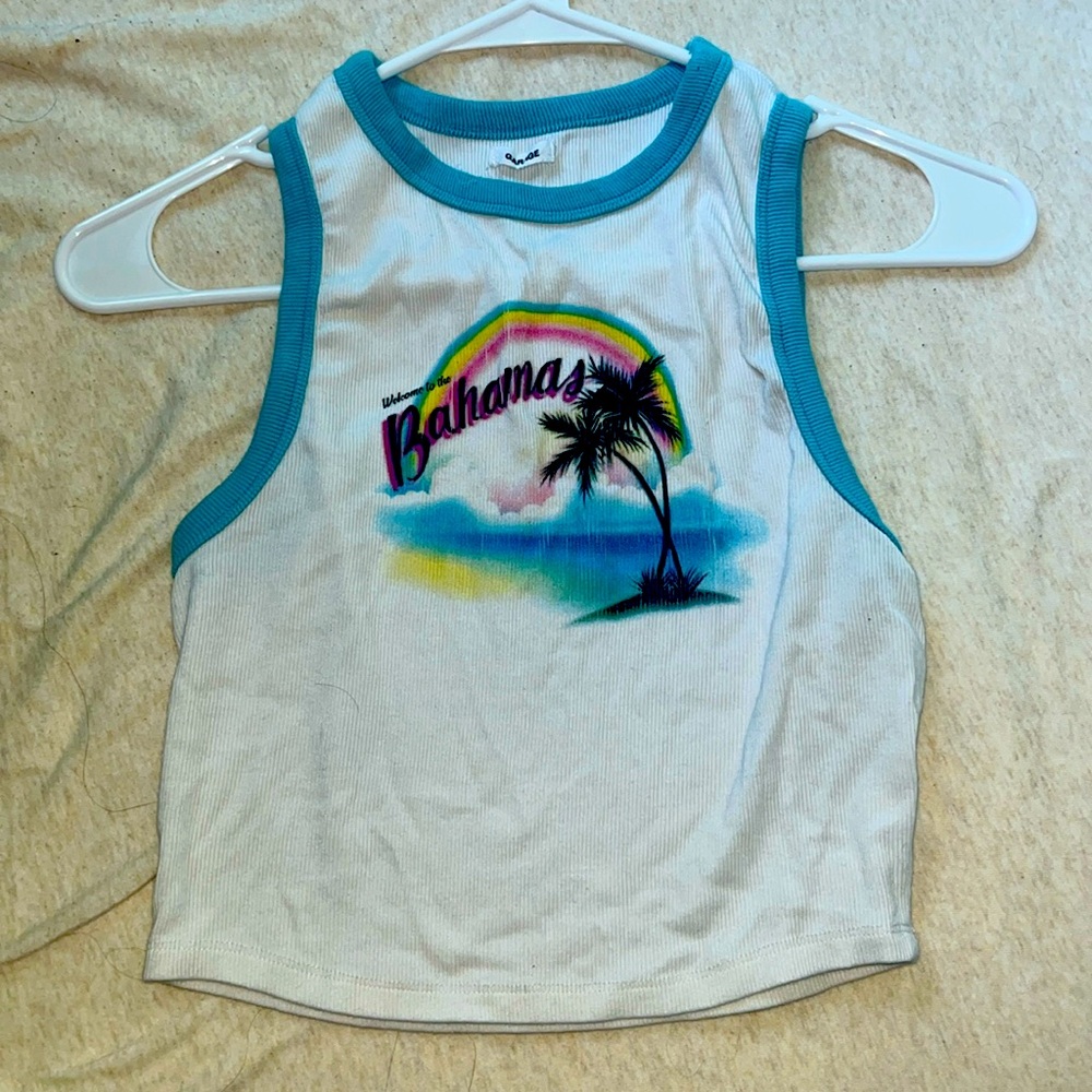 GARAGE BAHAHMAS TANK TOP SIZE MEDIUM 57% COTTON 38% RAYONNE 5% SPANDEX
